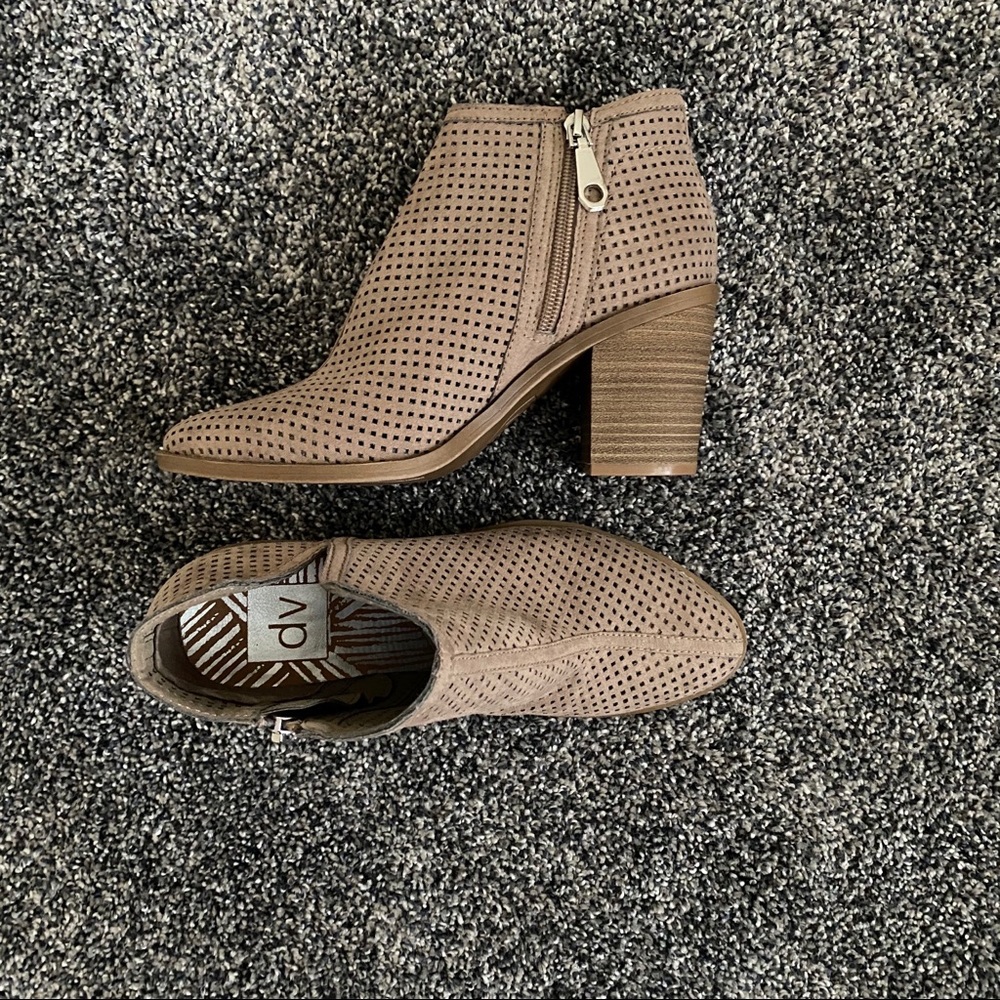 DV Booties - Picture 2 of 4